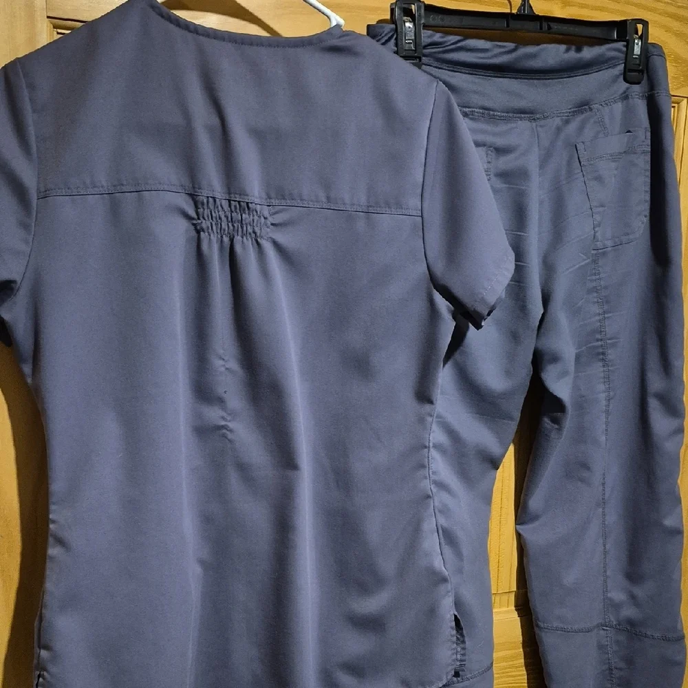 Grey's Anatomy Women's Scrub Set - Charcoal - Picture 4 of 5